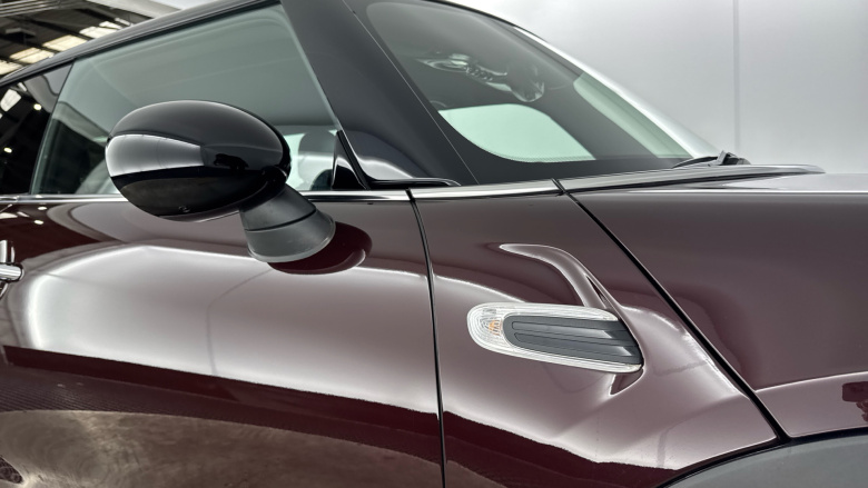 MINI Hatchback 1.5 Cooper II 3dr Petrol Hatchback